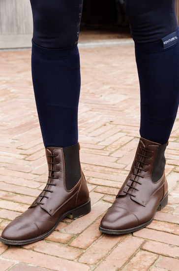 Dy'on sztyblety Front Laces brown