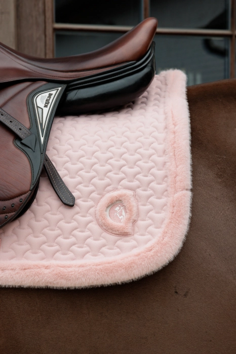Kentucky czaprak Fake Fur Plaited Quilt