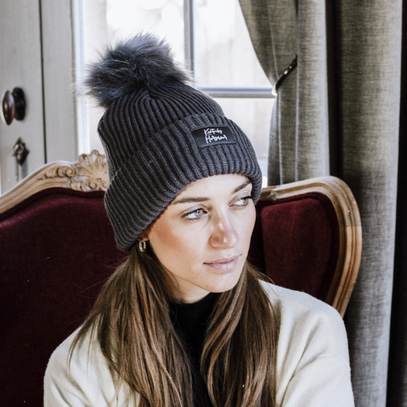 Zimowa czapka z pomponem Kentucky Beanie szara