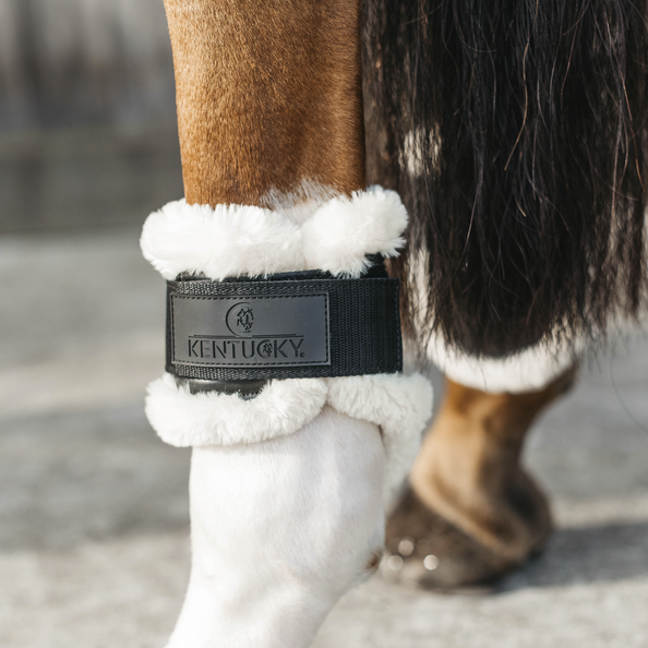Vegan Sheepskin Young Horse fetlock boots3.png