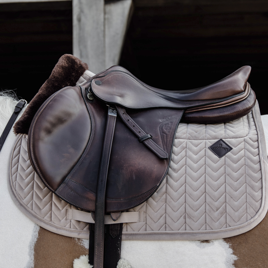 Skin Friendly Saddle Pad Velvet skokowy beżowy