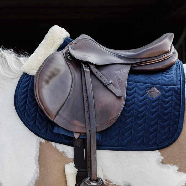 Skin Friendly Saddle Pad Velvet skokowy granatowy