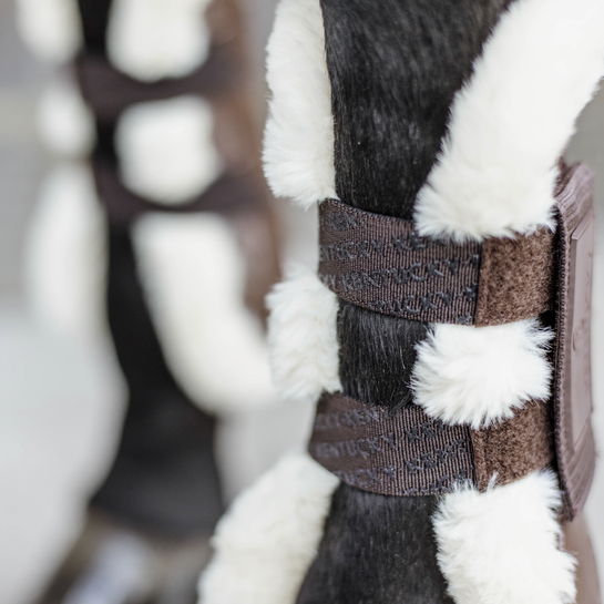 Vegan Sheepskin Tendon Boots Velcro9.png