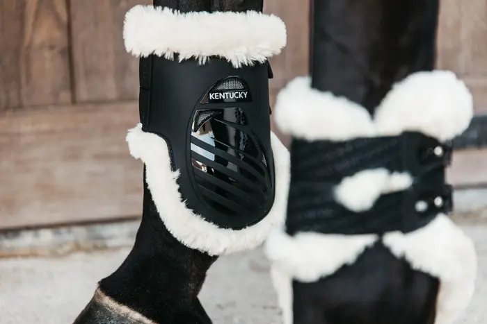 Kentucky ochraniacze Vegan Sheepskin Fetlock Elastic