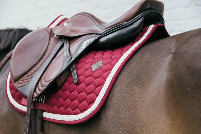 czaprak skokowy kentucky plaited cord bordo