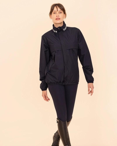01_Apache_bleumarine_FEMME_eshop_SS24_1.webp.jpeg